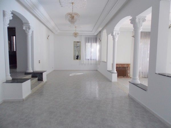 Location villa vide centre ville Mohammedia