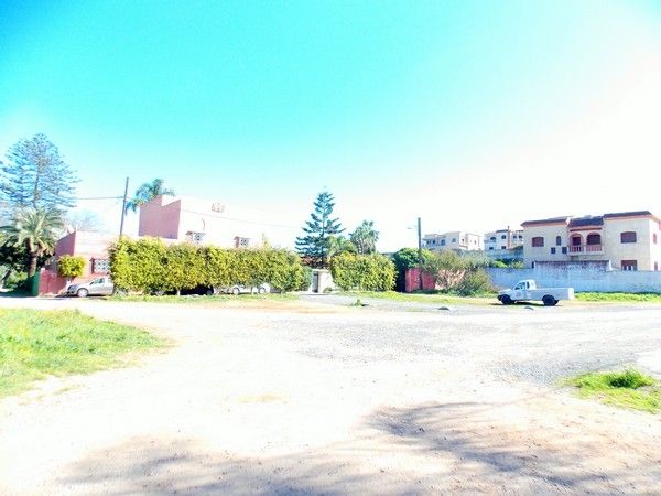 Terrain zone villa à Mohammedia