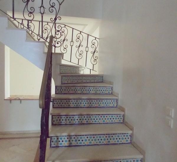 Location duplex vide quartier Wafa