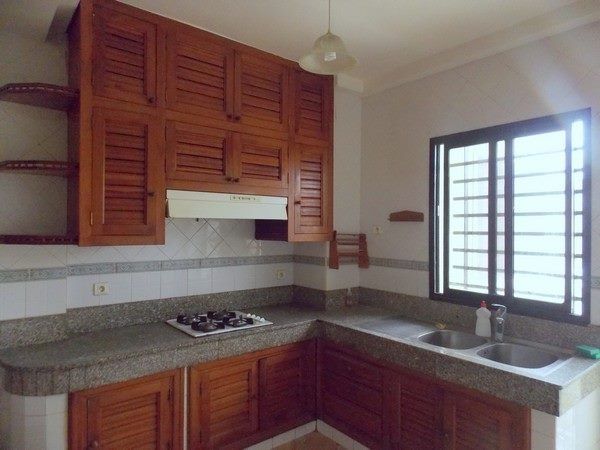 Location duplex vide quartier Wafa