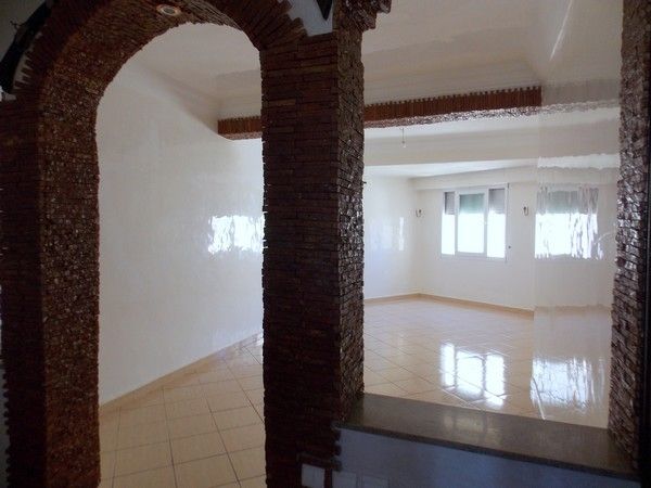Location 3 chambres vide centre ville