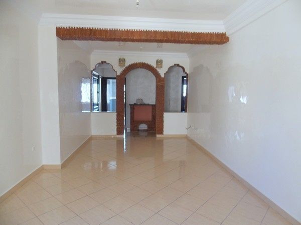 Location 3 chambres vide centre ville