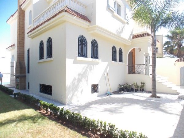 Location villa piscine quartier des plages