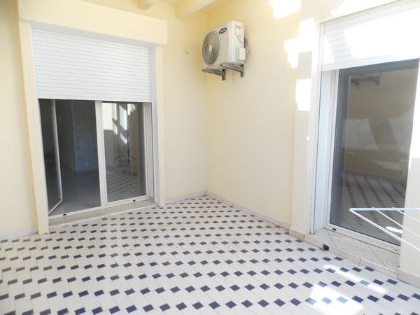 Location villa piscine quartier des plages