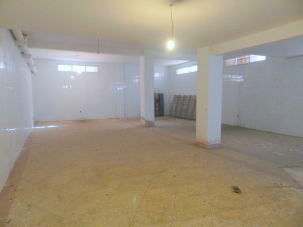 Vends immeuble avec magasin Abdelmoumen