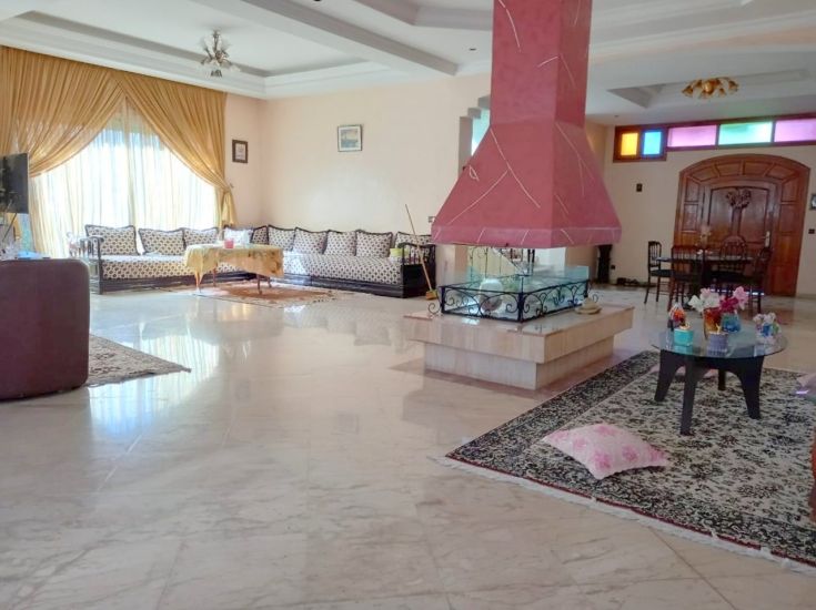 Vente d'une villa avec piscine Mohammedia