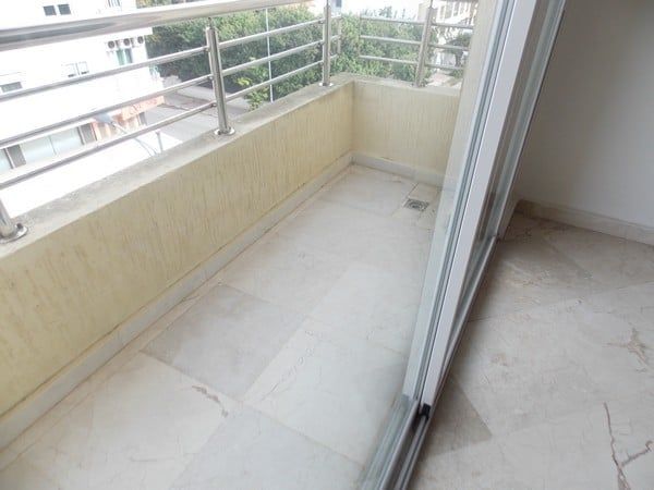 Location bureau avenue des FAR