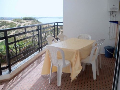 Terrasse avec vue sur la plage de la Sablette