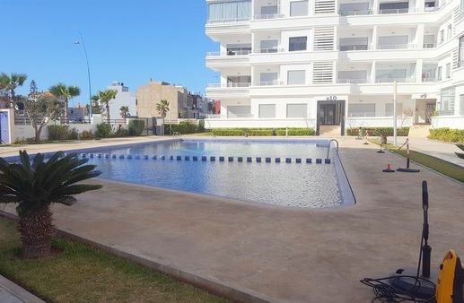 Piscine résidence Mansbay